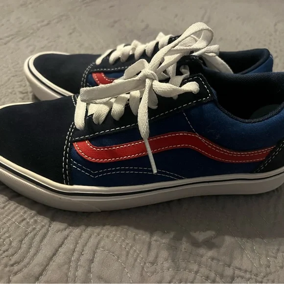 Vans Navy/Royal/Red Women’s 7 - Picture 2 of 3